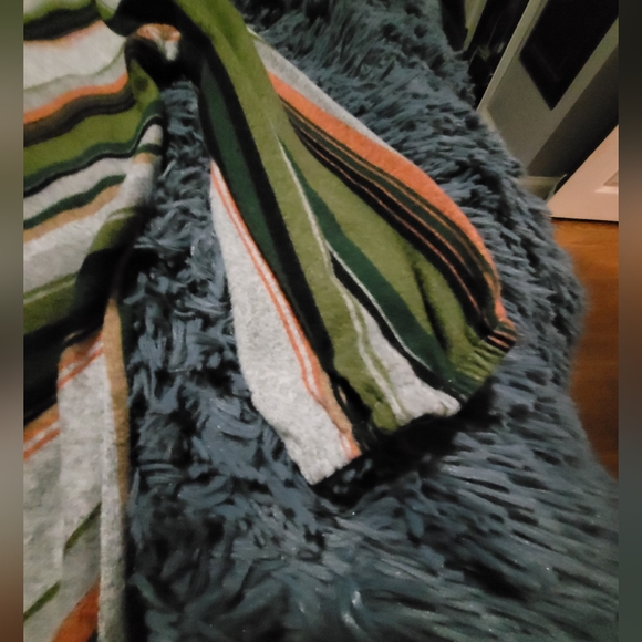 Chevron stripe blouse with tie at waist - Picture 2 of 4